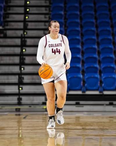 US Hoops alumna Grace Klag playing for Colgate